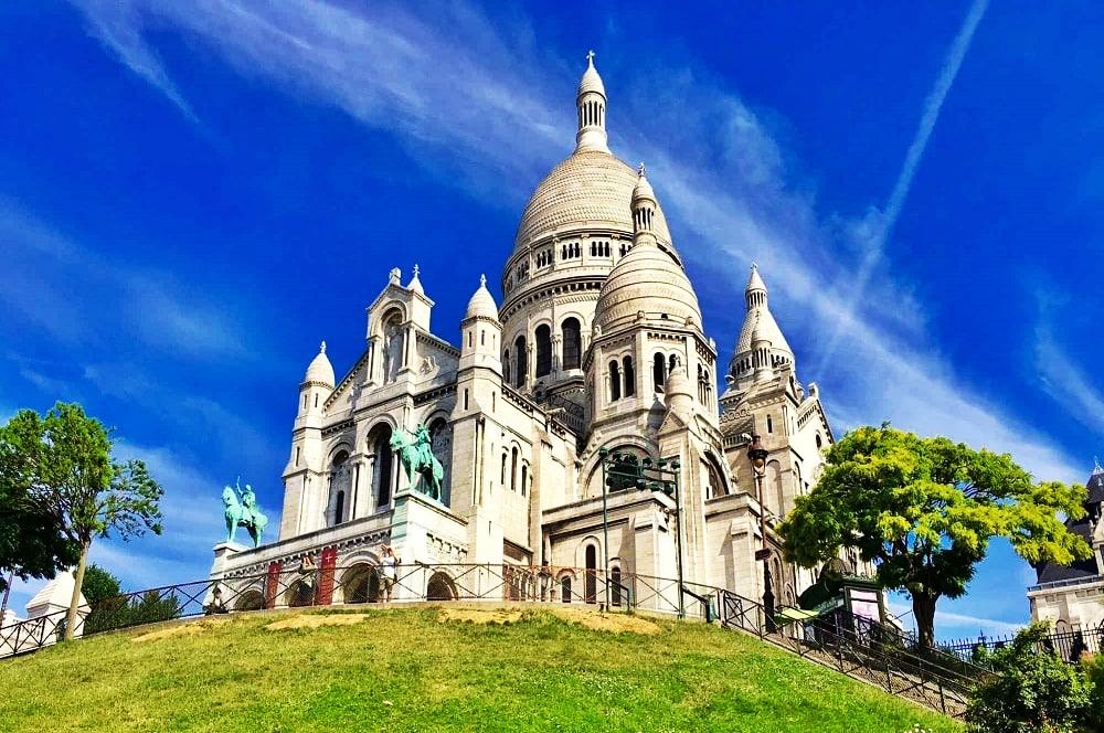 Top 10 Trustic Places to Visit in Paris - TRAVEL MANGA